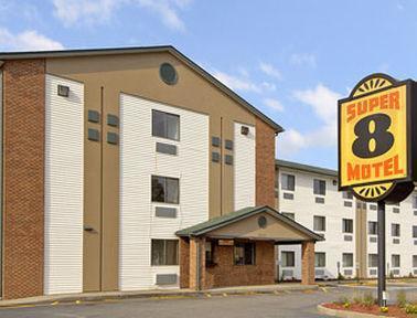 Super 8 By Wyndham Airport Louisville